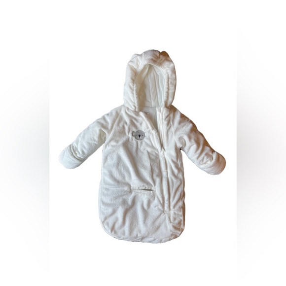 Carter’s Winter Onesie - Picture 1 of 5